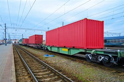 Schienenverkehr von China nach Usbekistan